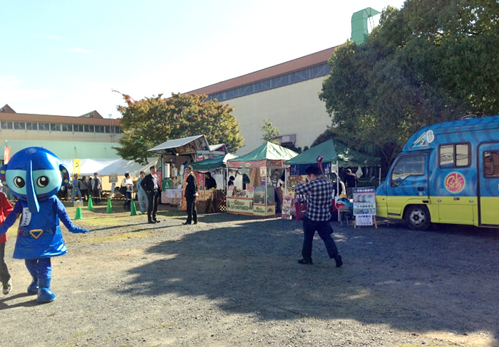 東条湖 おもちゃ王国で販売　（2012/10/20～21）