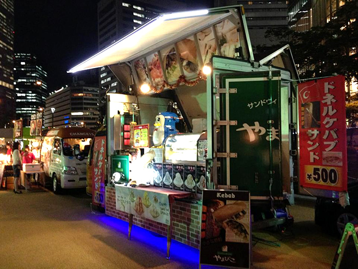 西梅田スクエア 「梅田グルメサミット2013 ビアガーデン」 で販売　（2013/6/23）