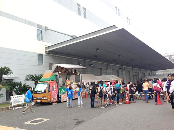 三菱電機(株) 様 「第３５回 黒潮祭り」で、ドネルケバブ販売