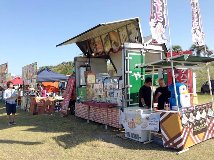 舞洲スポーツアイランド 「舞音楽祭 秋」で、ドネルケバブ販売