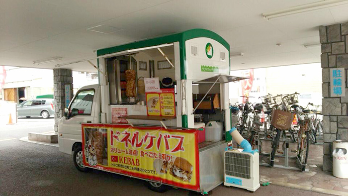 デルーサ 市岡店様でドネルケバブ販売