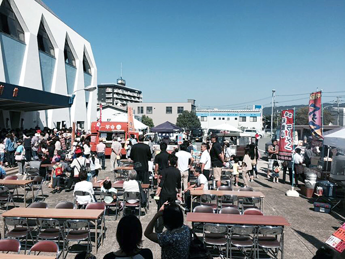 和歌山県立体育館：ふれあいフェスタでドネルケバブ販売