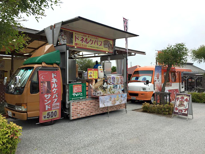 淡路ワールドパークＯＮＯＫＯＲＯでドネルケバブ販売