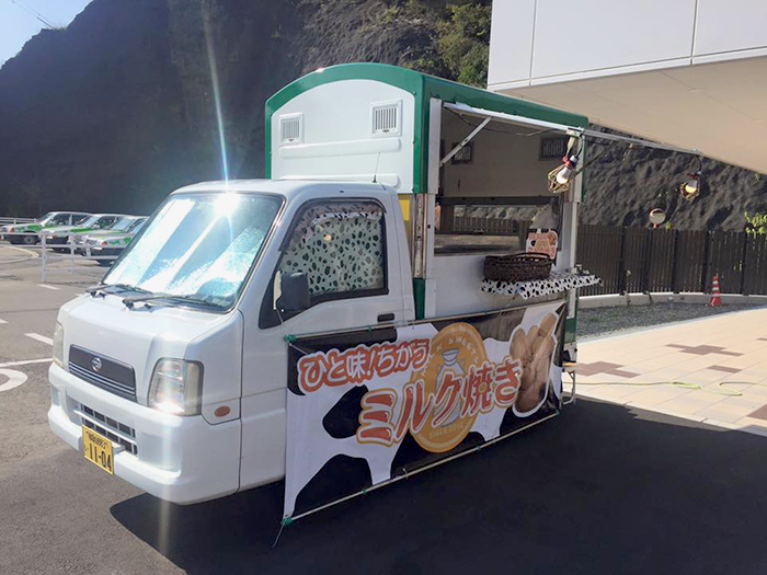 ドライビングスクールかいなん様にてミルク焼き販売