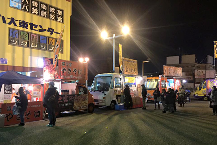 「大東イルミナイト」でドネルケバブ販売