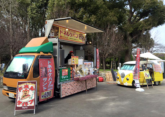 「戦国・ツワモノ・ロード（大阪城公園）」でドネルケバブ販売