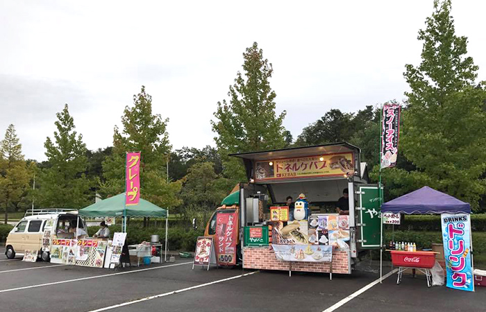 三木市総合防災公園（CUSTOM & LUXURY RIOT 2016 EXTRA ROUND）でドネルケバブ・スノーアイス販売