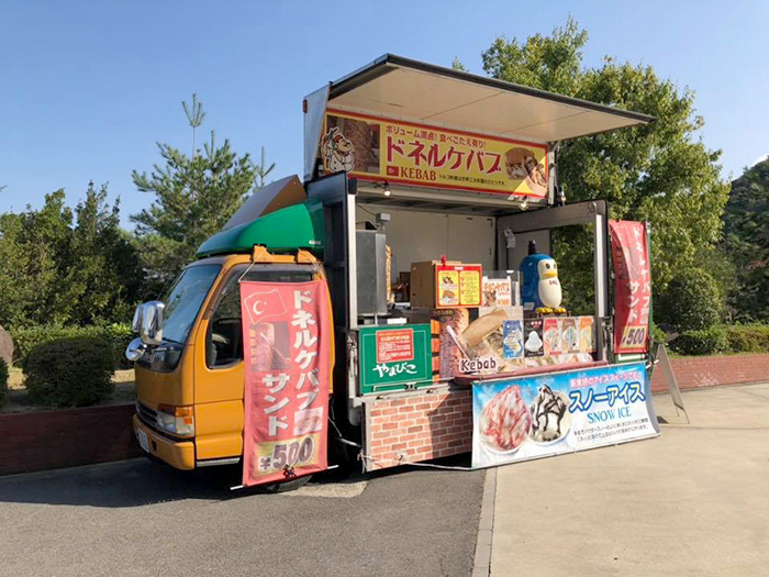 吉備国際大学南あわじキャンパスでケバブ、スノーアイス販売中！